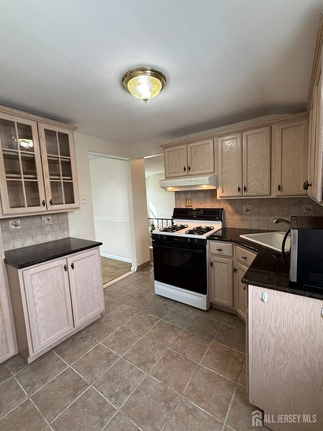 Building Photo - 20 Broadway