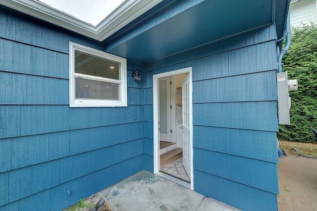 Building Photo - 3bd/1.5ba Seattle House