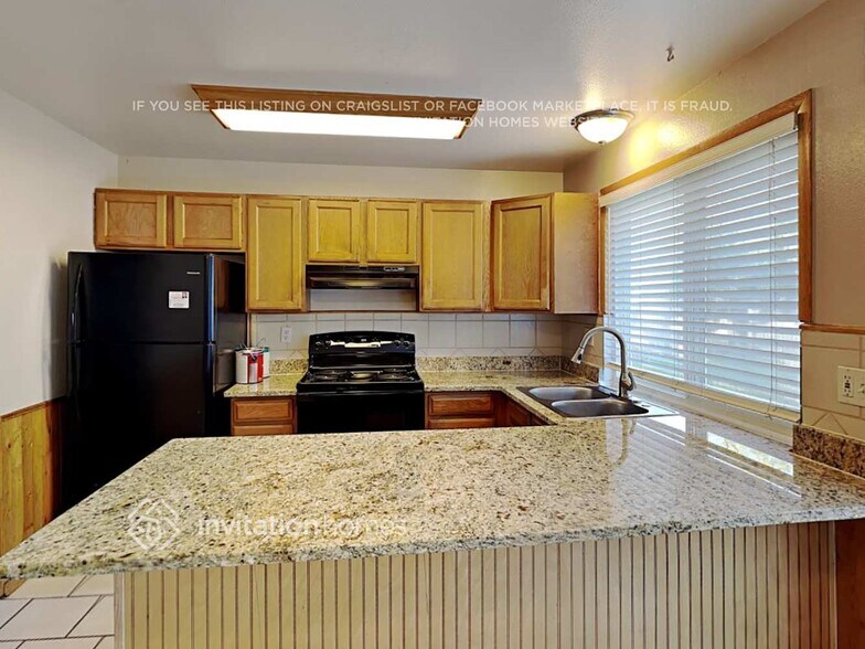 Building Photo - 3020 S Evanston Way