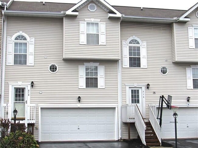 Building Photo - 518 Ten Point Ln