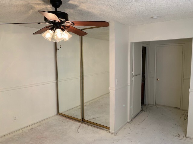 Building Photo - 2 bedroom townhouse Nellis/Charleston 1425/mo