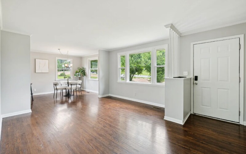 Building Photo - 6528 Premier Dr