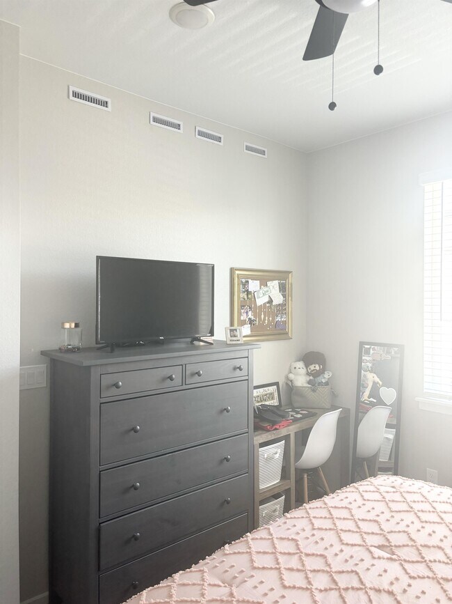 Building Photo - 23600 E 41st Ave