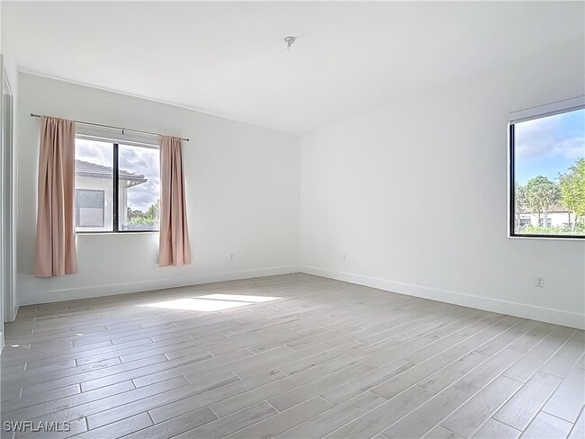 Building Photo - 5305 Marano Dr