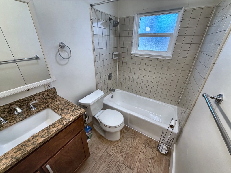 Building Photo - 212 N Coast Hwy