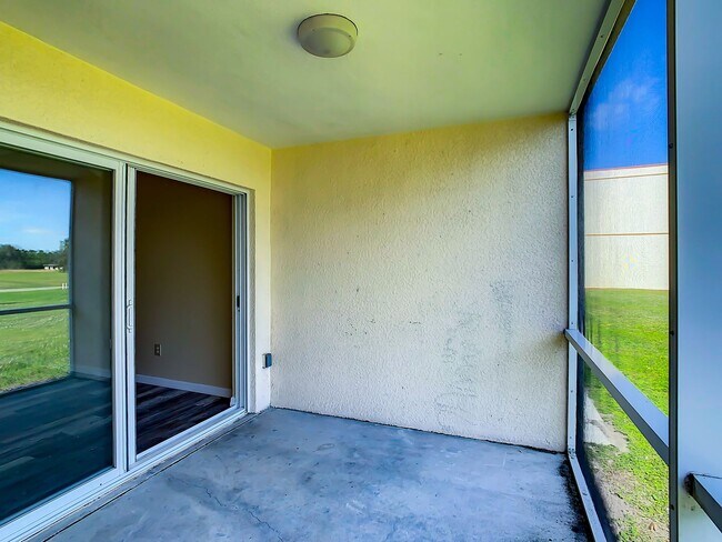 Building Photo - Deep Creek Townhome - Golf Course View (ONE FREE MONTH RENT FOR QUALIFIED APPLICANTS!)
