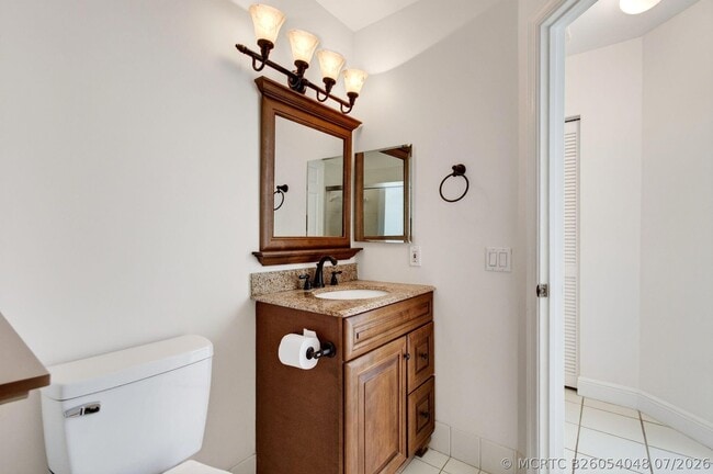 Building Photo - 5225 Brookview Dr