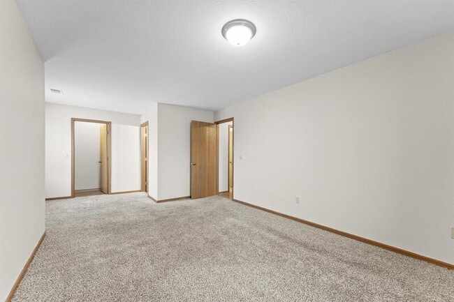 Building Photo - 2134 Stirrup Ln