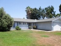 Building Photo - 1670 W Terry Ct