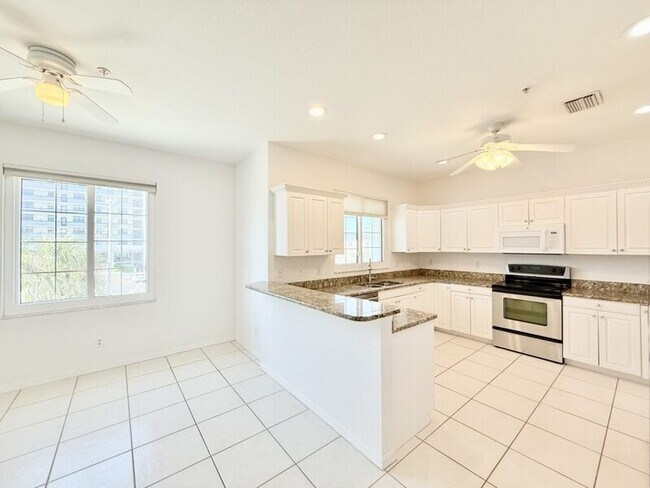 Building Photo - 15473 Gulf Blvd