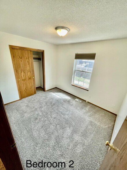 Building Photo - 2710 S Yellowstone St