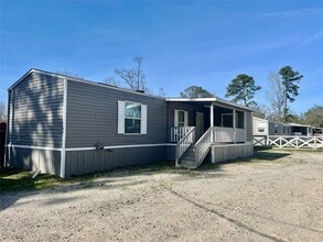 Building Photo - 21411 Russell Dr