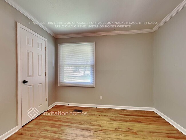 Building Photo - 4721 Murrayhill Rd