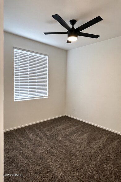 Building Photo - 122 S Siena Ln