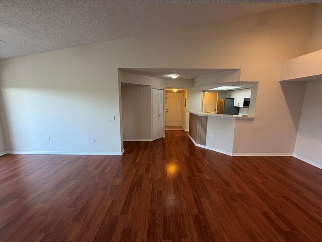 Building Photo - 5005 Wiles Rd