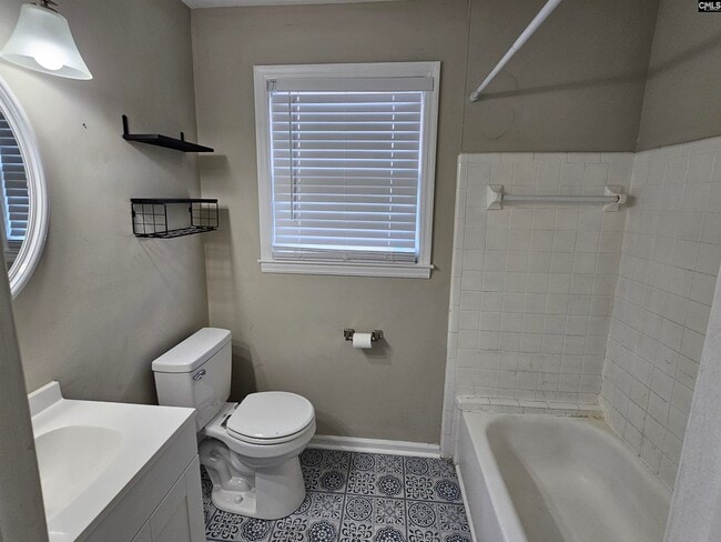Building Photo - 10 Cinda Leigh Ct