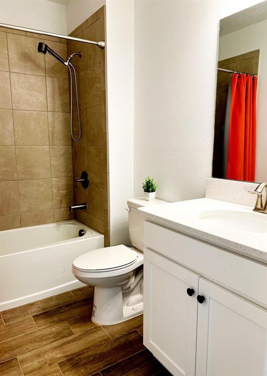 Building Photo - 5216 Senza Trl