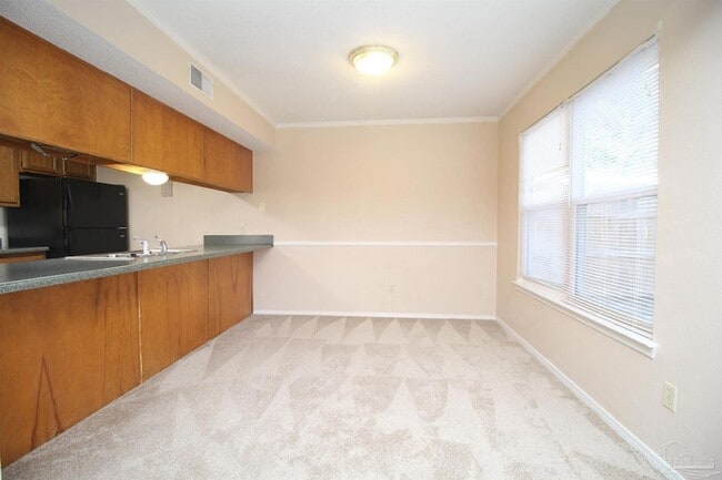 Building Photo - 4605 Lennox Pl