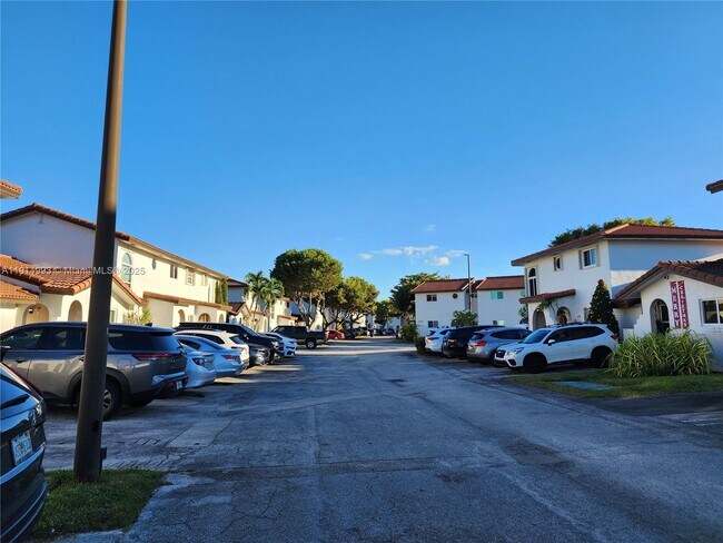 Building Photo - 13433 SW 62nd St