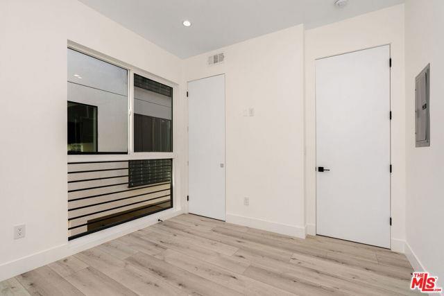 Building Photo - 15328 Weddington St