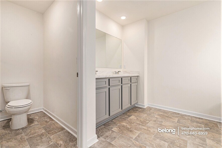 Building Photo - 11992 Conrad Cir