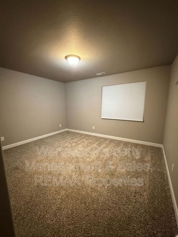 Building Photo - 8394 Prairie Brush Ct