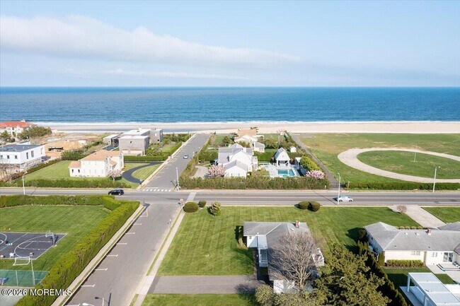 Building Photo - 8 Pullman Ave