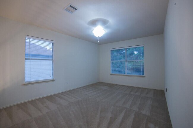 Building Photo - 3109 Sauls Dr