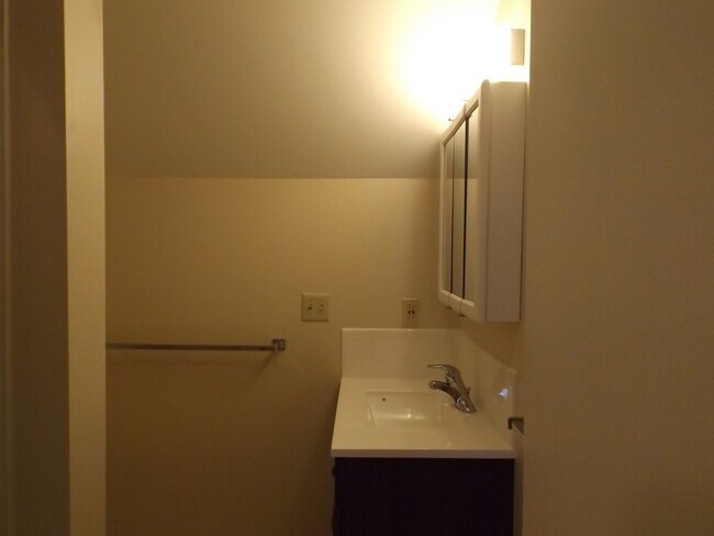 Building Photo - Beautiful Home In Prime Location Bordering Crown Hill and Whittier Heights!