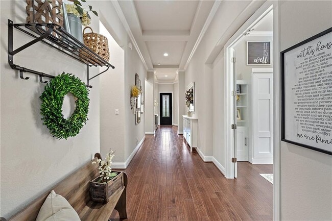 Building Photo - 4304 Valley Oaks Dr