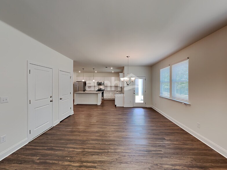 Building Photo - 412 Tributary Ln