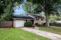 Building Photo - 4 bdrm, 2 bath in Jonesboro