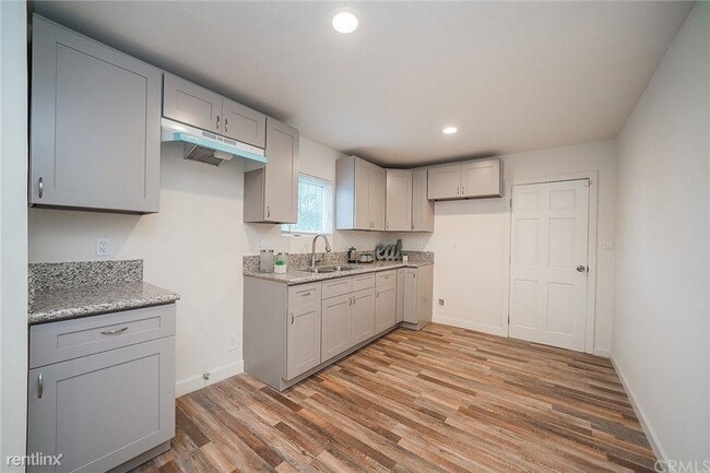 Building Photo - 7 br, 3 bath House - 803 East 89th Street ...