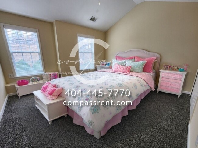 Building Photo - 1963 Hoods Fort Cir NW