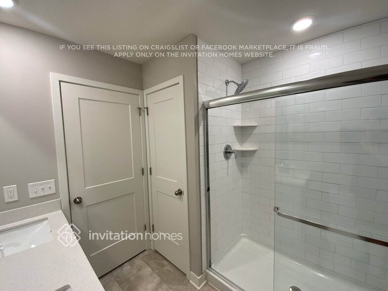 Building Photo - 1286 Upper 143rd Ct E