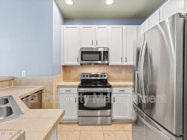 Building Photo - 12301 Kernan Forest Blvd