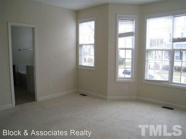 Building Photo - 4 br, 2.5 bath House - 108 Bally Shannon Way