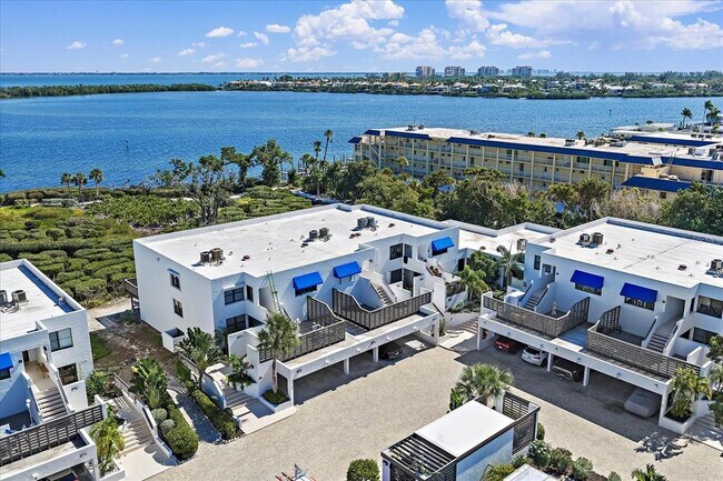 Building Photo - 618 Bayport Wy