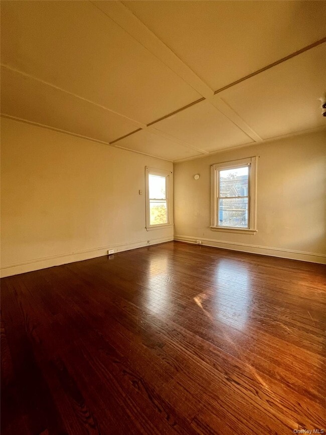 Building Photo - 70 Linden Ave