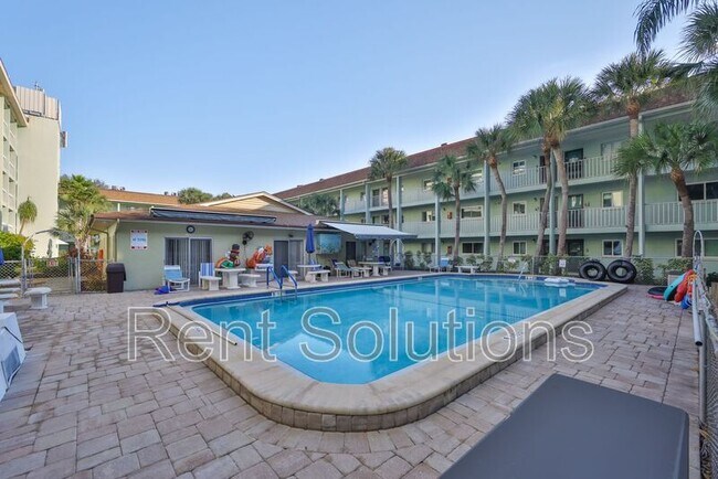 Building Photo - 801 83rd Ave N