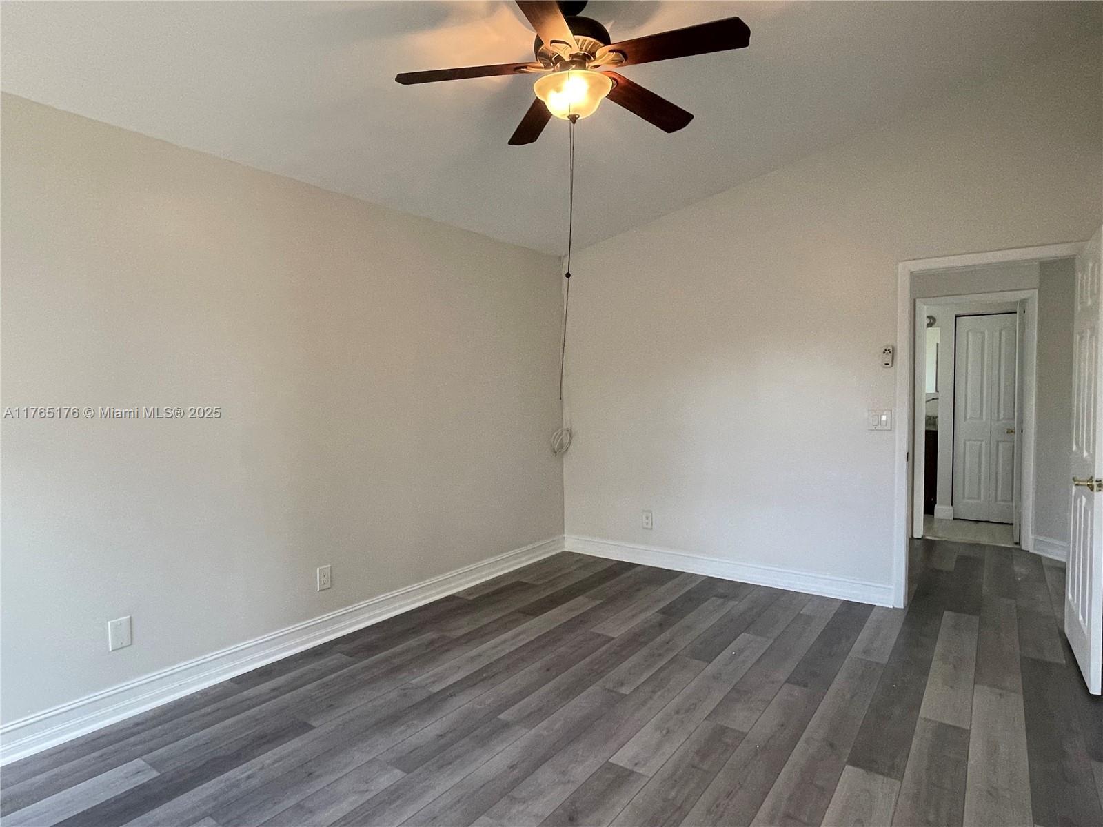 Building Photo - 6992 SW 148th Ln