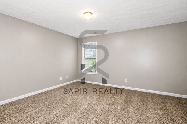 Building Photo - 2552 Avery Park Cir