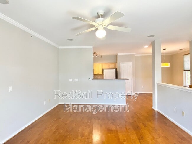 Building Photo - 700 River Rock Way