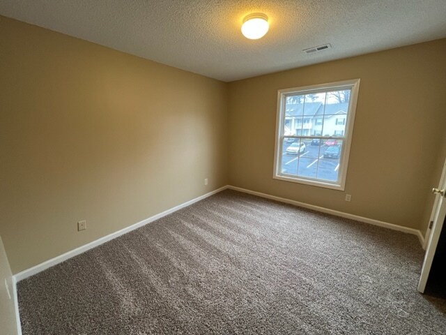 Building Photo - 2624 Guyer St