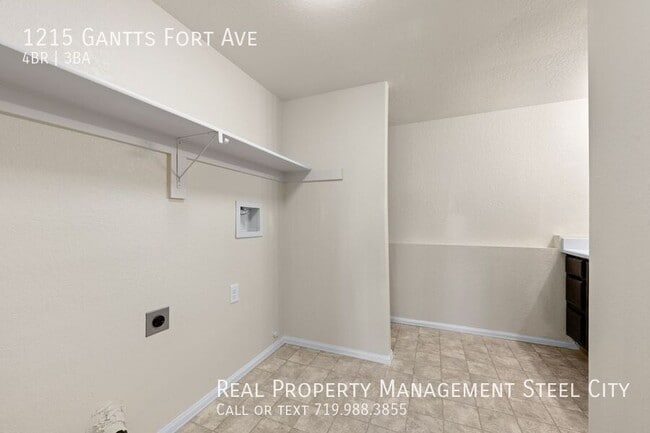 Building Photo - 1215 N Gantts Fort Ave