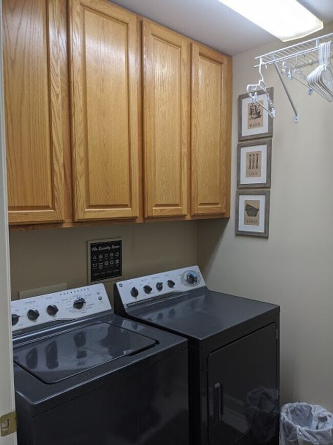 Building Photo - 17126 Bridgeton Ln