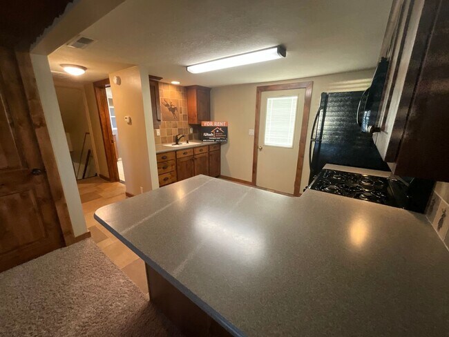 Building Photo - 5859 S