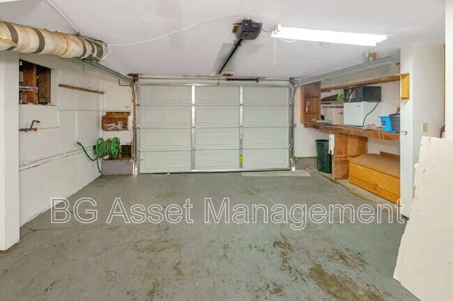 Building Photo - 6606 Aqua Vista Ct