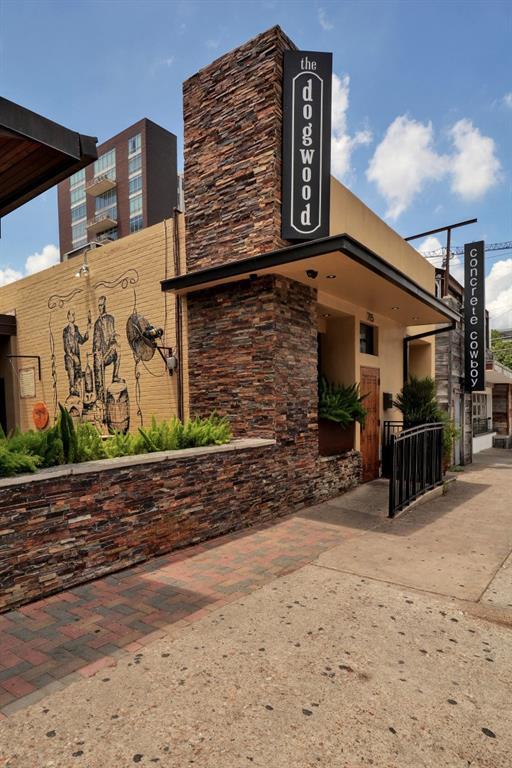 Building Photo - 1406 Windsor Rd