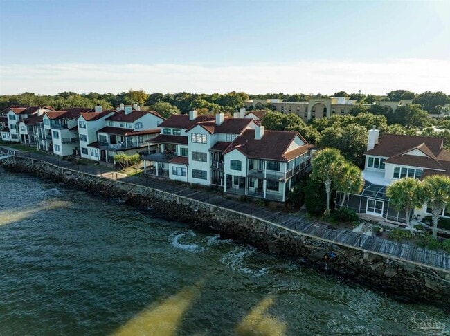 Building Photo - 32 Baybridge Dr